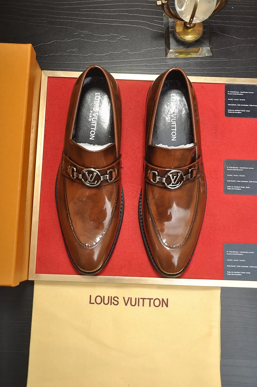 Men's shoes💰460💶【LOUIS VUITTON】(sheepskin lining) new cowhide LV formal shoes🎩🎩❗️🆘made one to one at the counter🎩original quality, imported cowhide upper➕full sheepskin lining➕original rubber outsole, {high quality visible}👣Size: 38-45 (45 custom-made)